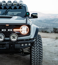 Load image into Gallery viewer, Hammer Built Bronco Triple S1 Flush Fit Fog Lights