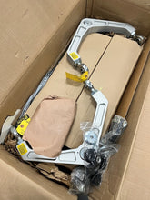 Load image into Gallery viewer, OPEN BOX - ICON 2020-Up GM 2500/3500 HD, 0-2" Lift 2.5 VS Shock System, Tubular UCA