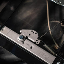 Load image into Gallery viewer, Photo - Close Up