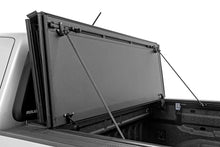 Load image into Gallery viewer, Rough Country Hard Tri-Fold Flip Up Bed Cover Chevy/GMC Canyon/Colorado (15-26)