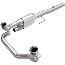 Load image into Gallery viewer, MagnaFlow Direct Fit Catalytic Converter 96-99 Ram 1500/2500/3500